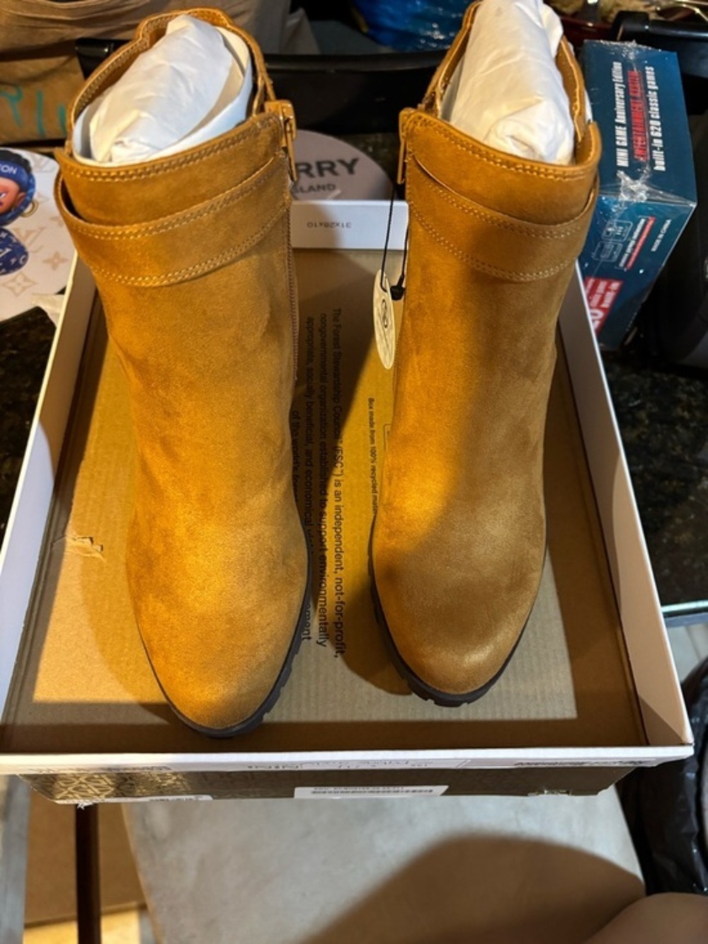 Giani Bernini Tan Suede Ankle Booties size 7.5